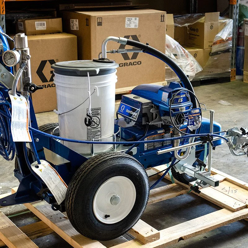 GRACO LineLazer ES 1000 Lithium Battery-Powered Airless Line Striper - Image 5