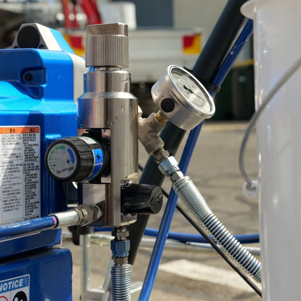 GRACO LineLazer ES 500 Battery-Powered Airless Line Striper - Image 5
