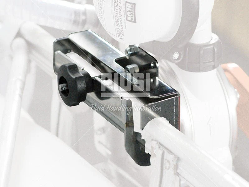 PIUSI AdBlue Hand Pump IBC Side Mount DN50 2" BSP - Image 3